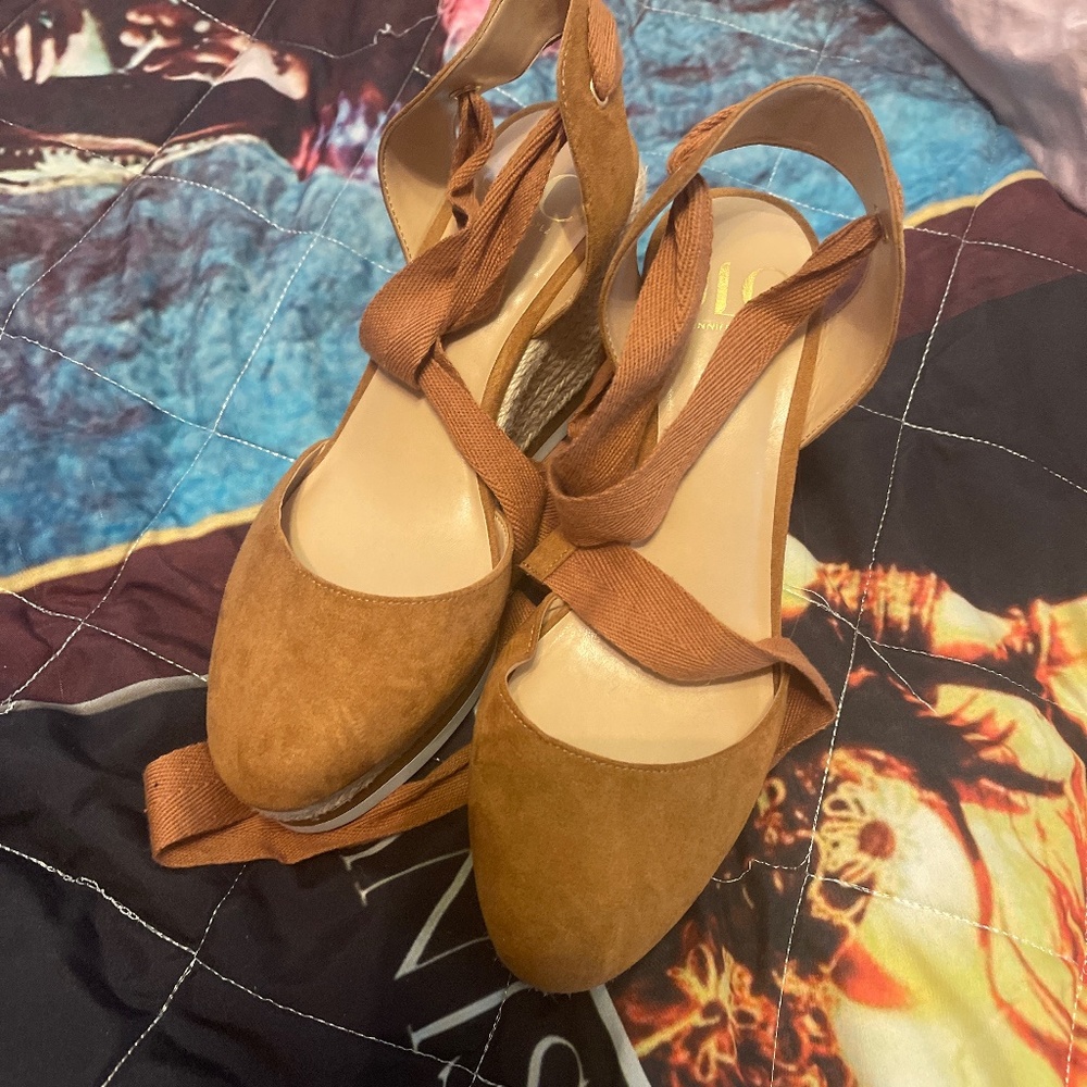 Jennifer Lopez shoes